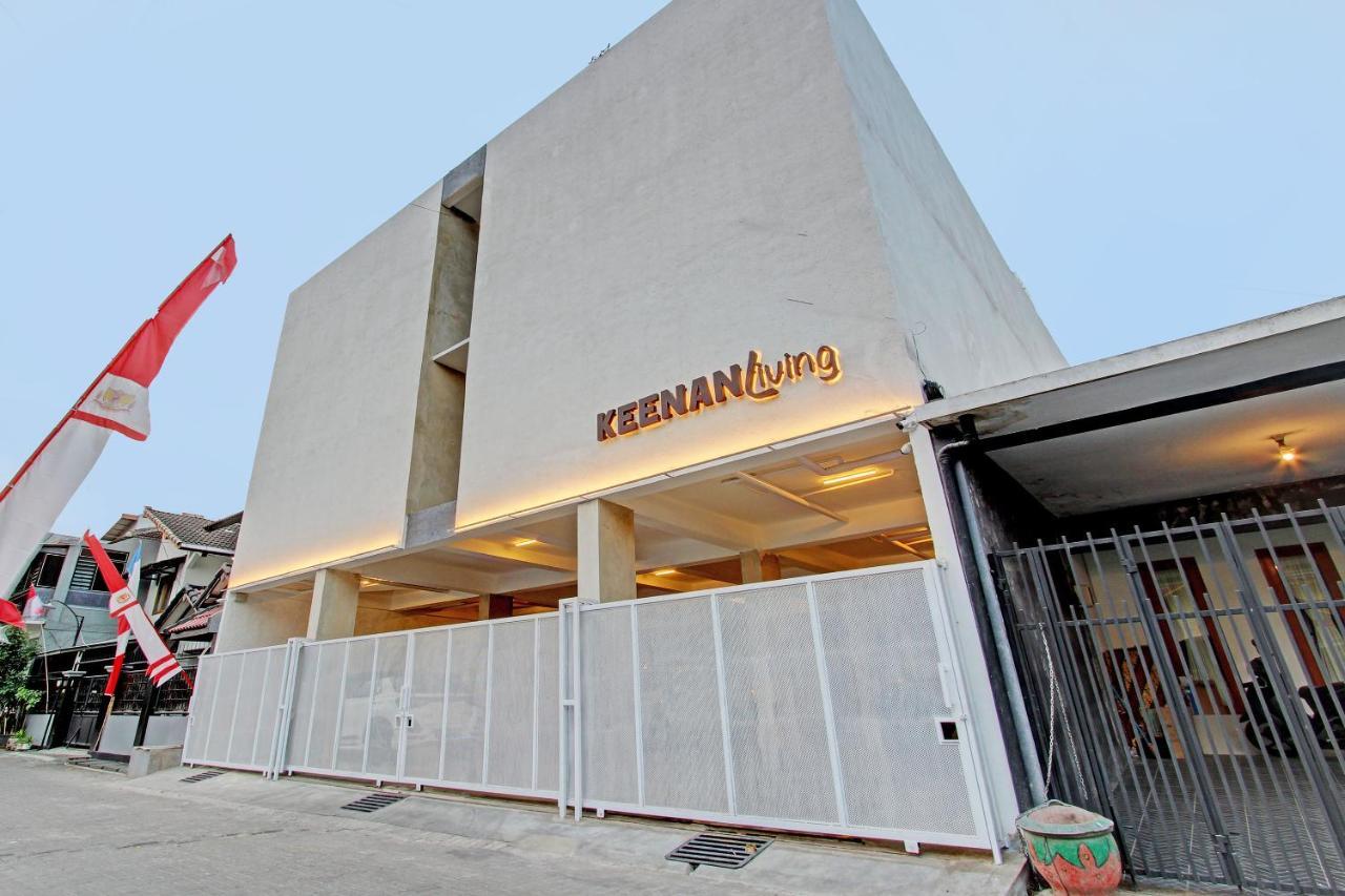 Super Oyo Capital O 92987 Keenan Living Perumnas Maguwo Extérieur photo