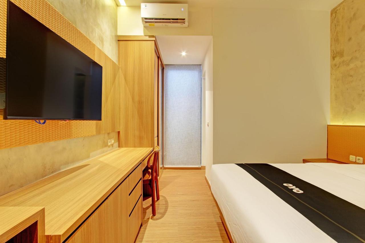 Super Oyo Capital O 92987 Keenan Living Perumnas Maguwo Extérieur photo