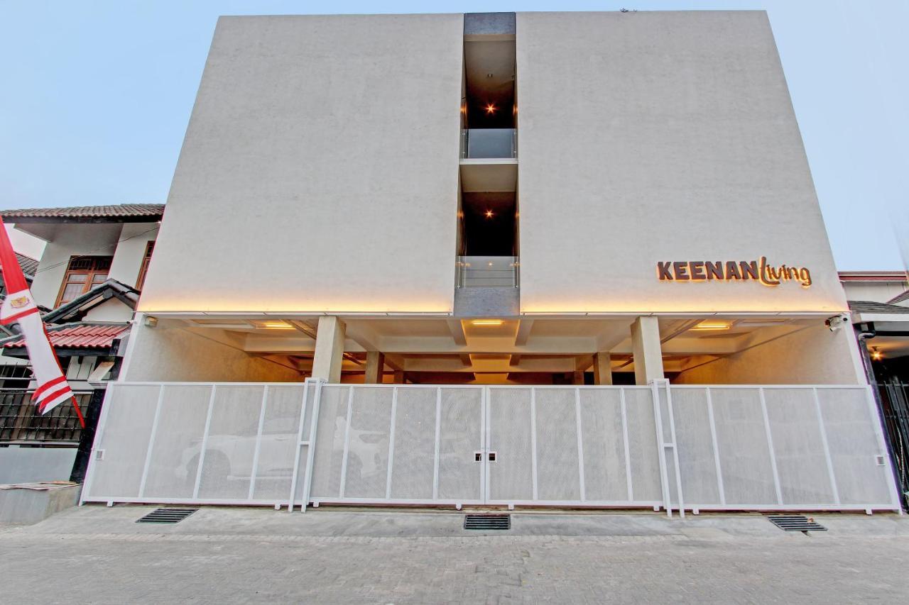 Super Oyo Capital O 92987 Keenan Living Perumnas Maguwo Extérieur photo
